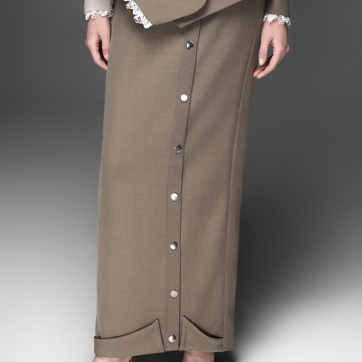 Decent Drive Long Skirt (Pre-order)