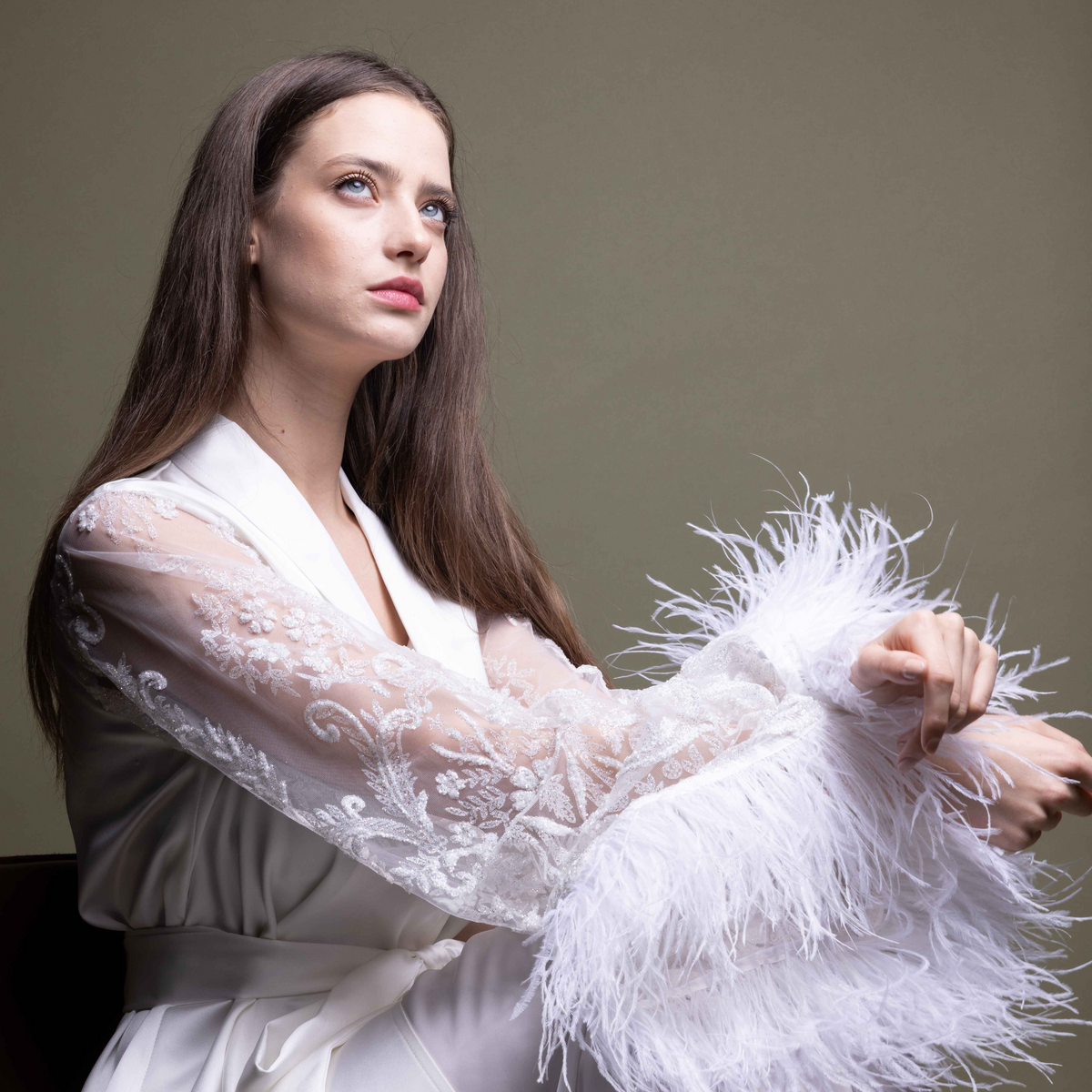 SILK ROBE WITH FEATHERS