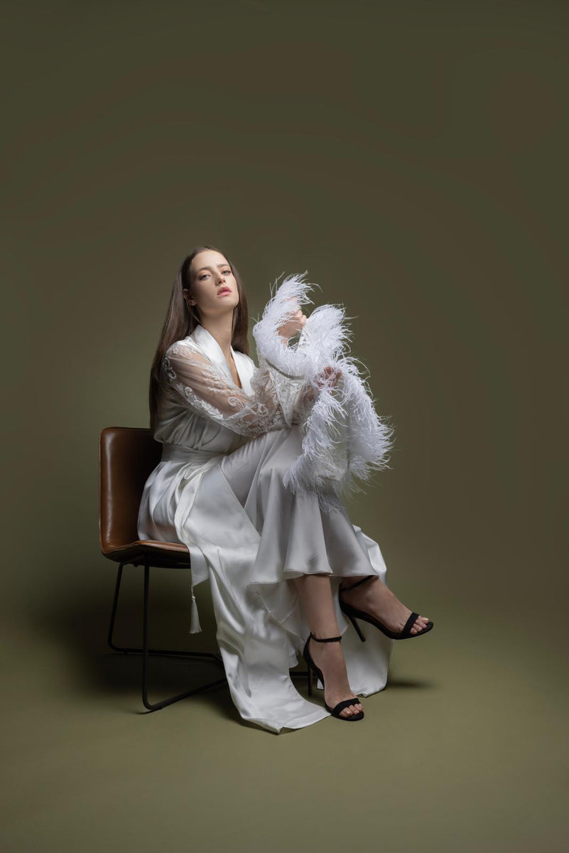 SILK ROBE WITH FEATHERS